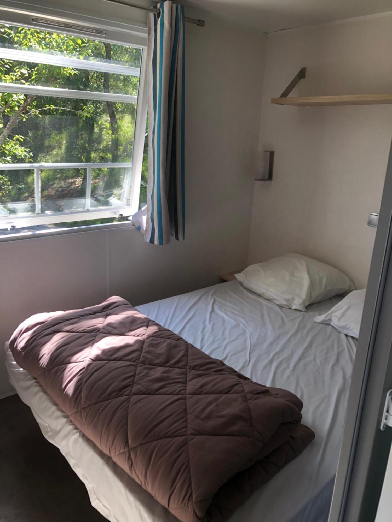 Camping Les Terrasses De Dordogne Rouffignac Saint-Cernin Esterno foto