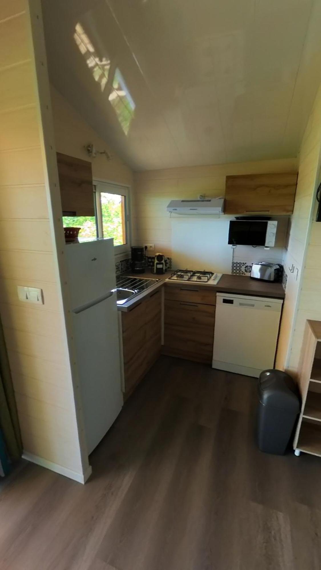Camping Les Terrasses De Dordogne Rouffignac Saint-Cernin Camera foto