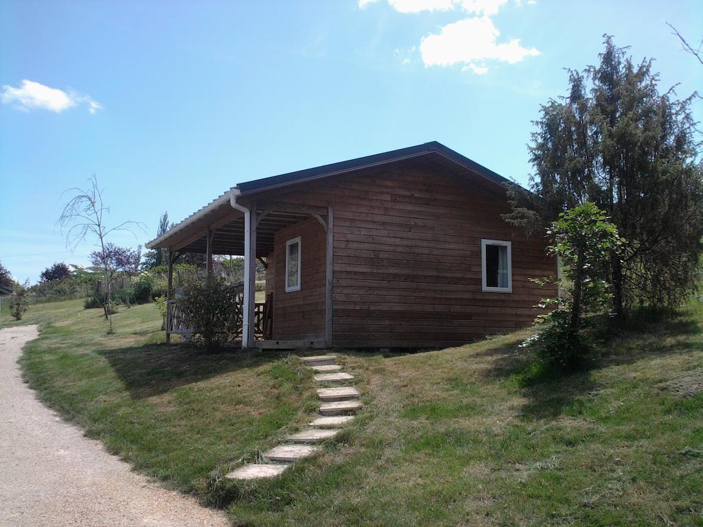 Camping Les Terrasses De Dordogne Rouffignac Saint-Cernin Camera foto